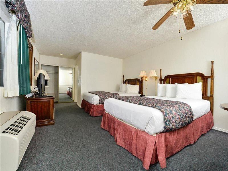 Americas Best Value Inn & Suites - Lancaster Extérieur photo