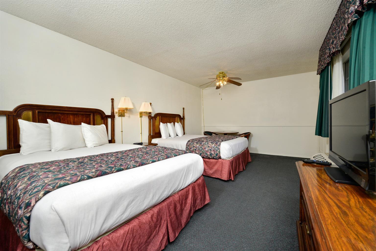 Americas Best Value Inn & Suites - Lancaster Extérieur photo