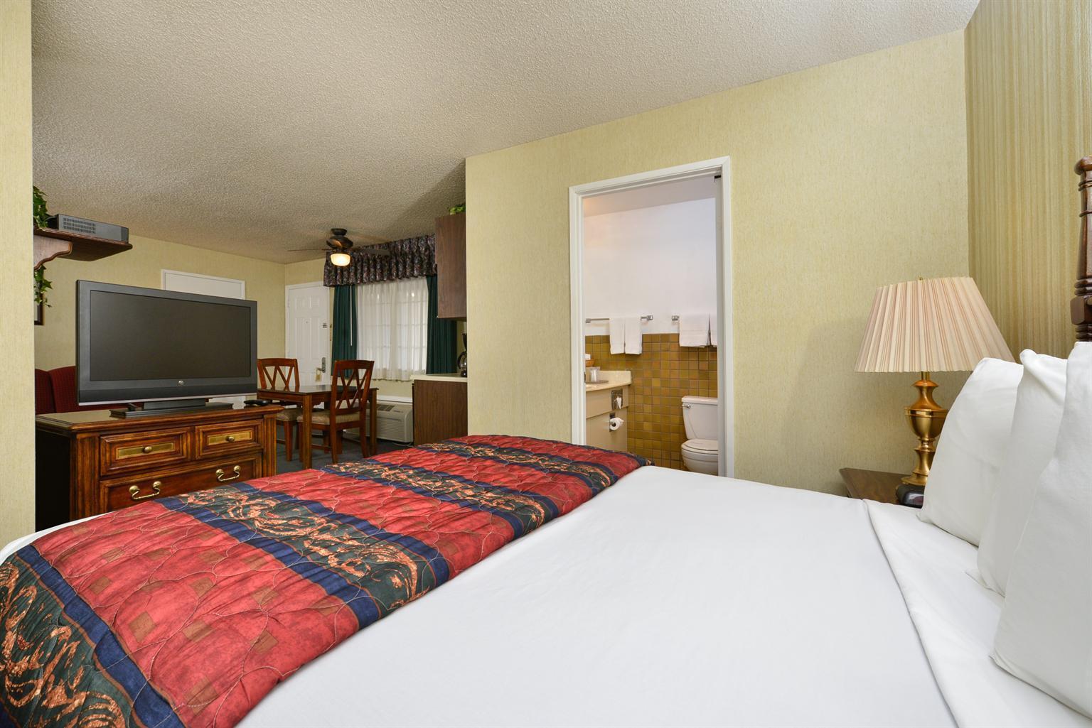 Americas Best Value Inn & Suites - Lancaster Extérieur photo